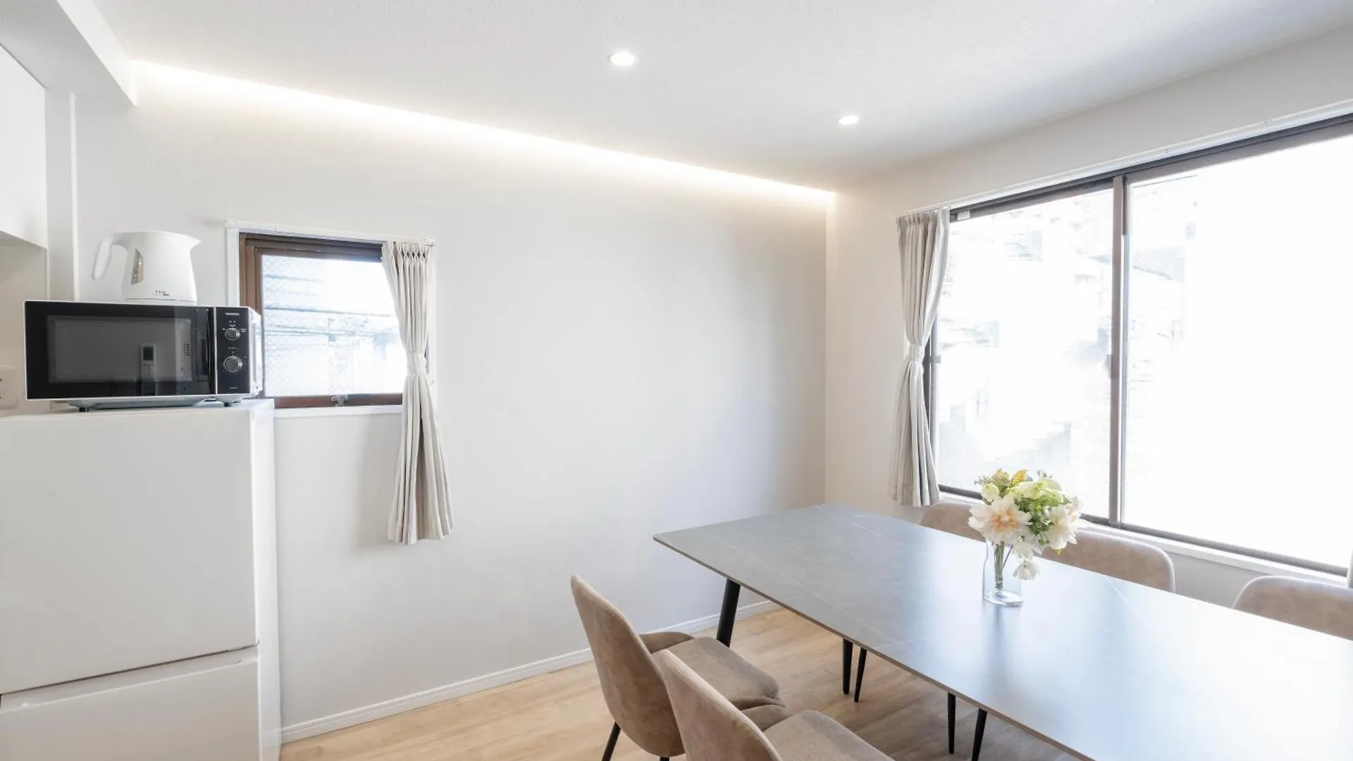 Apartment Central Higashinakano Guesthouse For 2 Steps From Subway Zeoy Tokyo